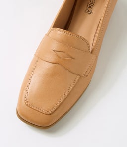 TAYLAR SU DK TAN LEATHER
