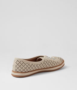 ARRINEST SU ALMOND GUM SOLE LEATHER