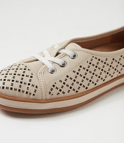 ARRINEST SU ALMOND GUM SOLE LEATHER