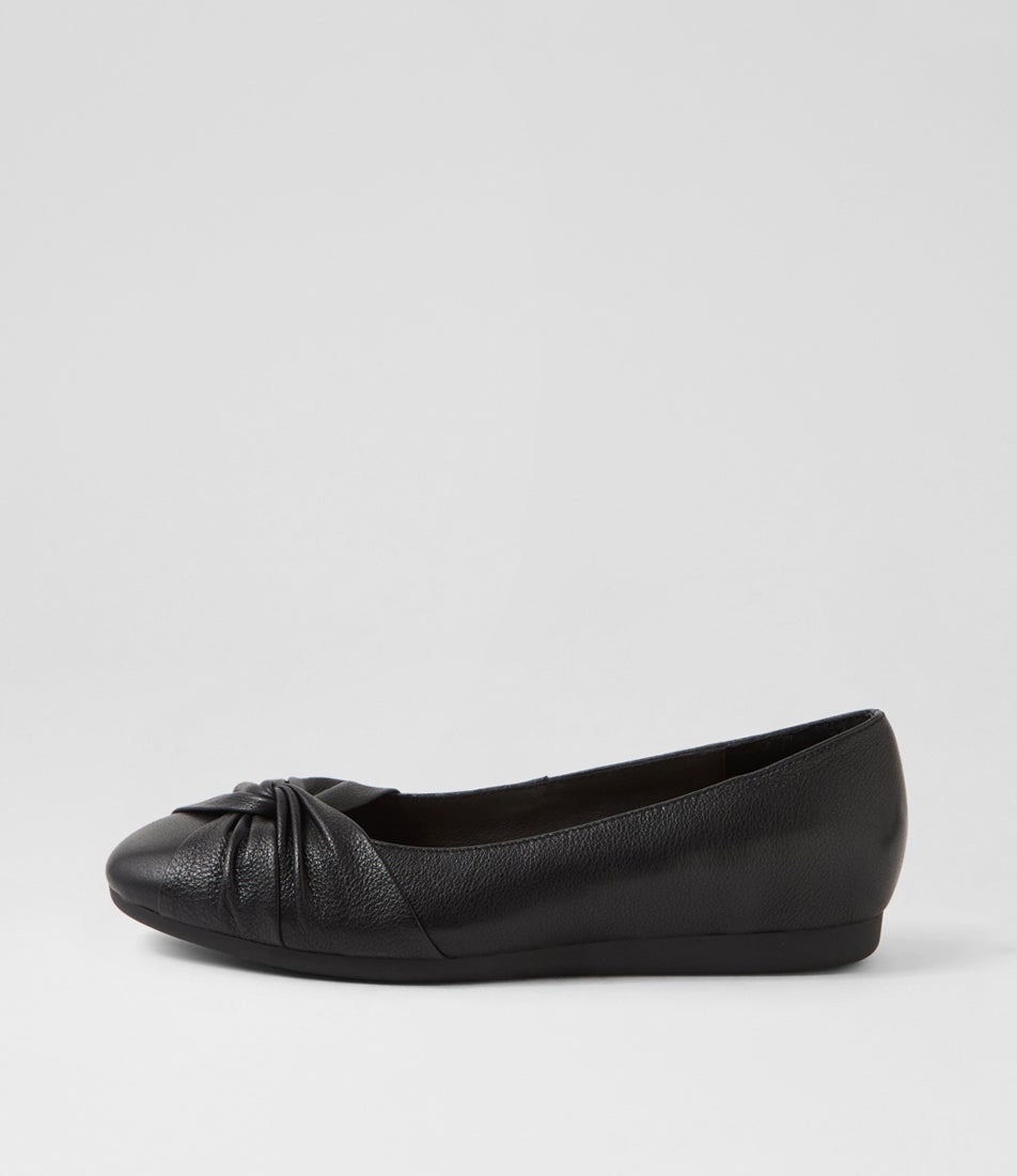 Blackelys Black Leather Flat Shoes