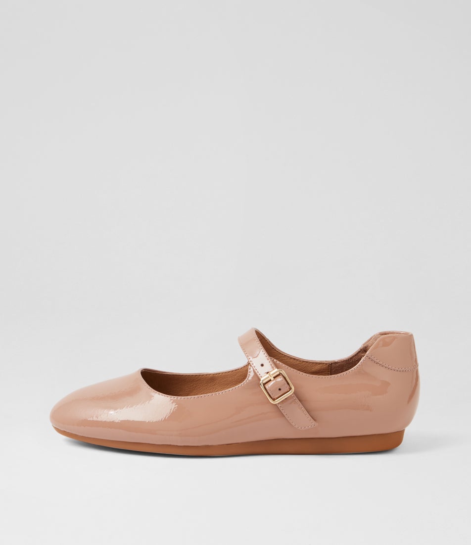 Bels Nude Patent Leather Flat Shoes Bels Nude Patent Leather Flat Shoes
