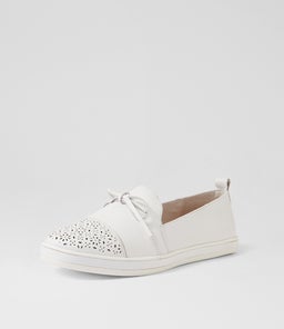 ALEESKA SU WHITE LEATHER