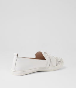 ALEESKA SU WHITE LEATHER