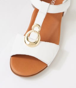 CARIES SU WHITE LEATHER