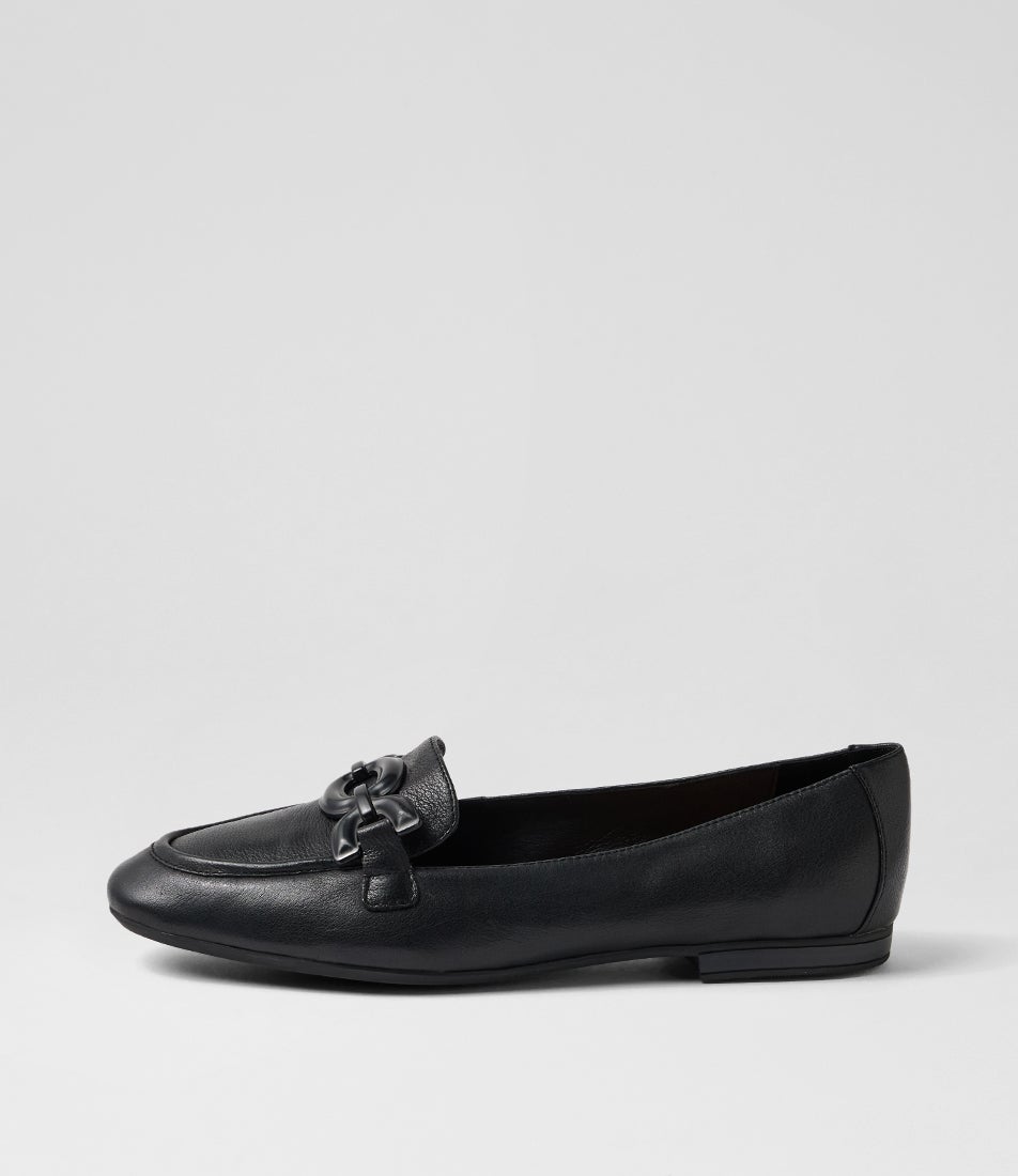 Umaya D Black Leather Flat Shoes Umaya D Black Leather Flat Shoes