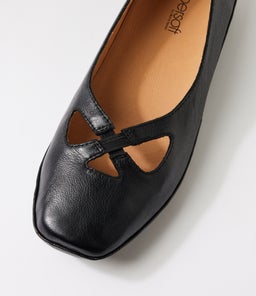 VICKIY SU BLACK LEATHER