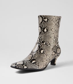 SHADE TH BLACK WHITE SNAKE PU