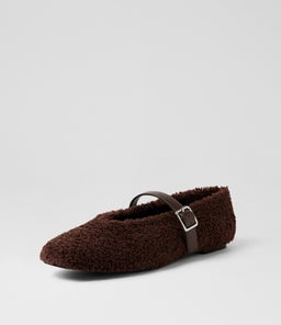 TILT TH CHOCOLATE SHEEPSKIN
