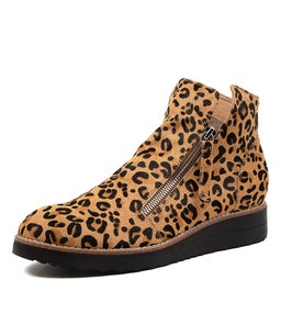 OHMY OCELOT BLACK SOLE PONY