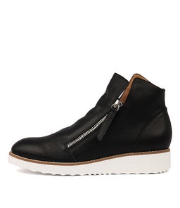 OHMY BLACK LEATHER