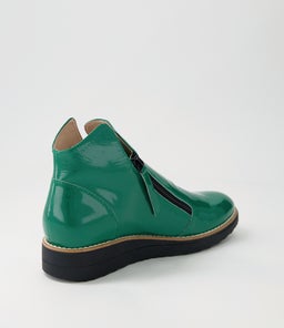 OHMY DK EMERALD BLACK SOLE PATENT LEATHER