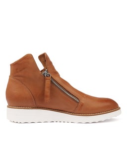 OHMY DK TAN LEATHER
