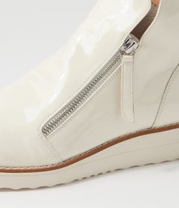 OHMY IVORY IVORY SOLE PATENT LEATHER