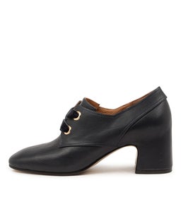 FARISH TO NAVY LEATHER