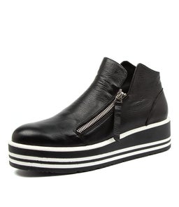 SIBONOS TO BLACK LEATHER
