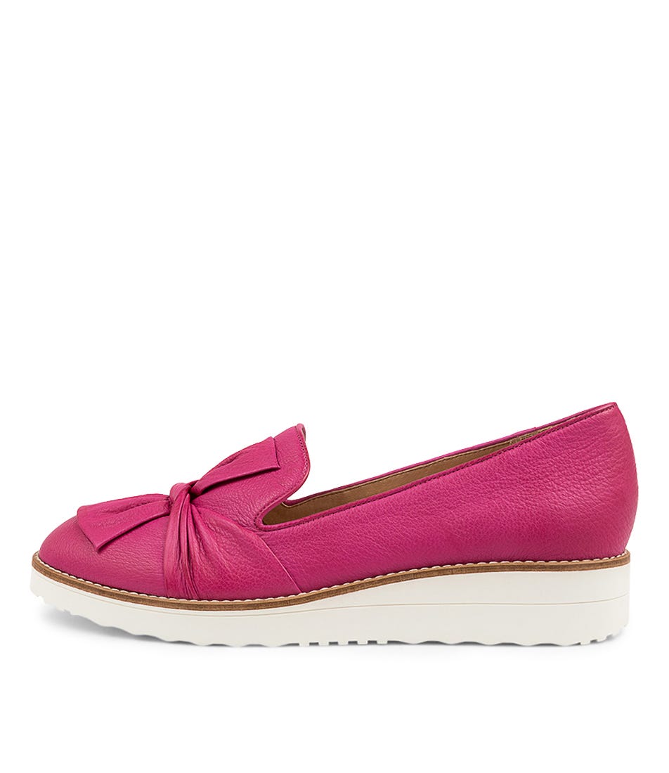 Buy Top End Oclem Lrg Fuchsia White Sole Flats online with free shipping