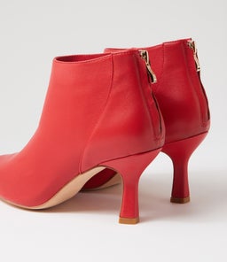 LARA TO NEW RED LEATHER