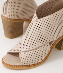 GREECA TO CAFE LEATHER
