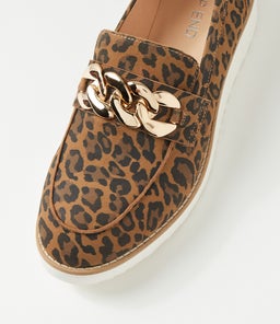 OZAMA TO CAMEL LEOPARD WHITE SOLE SUEDE