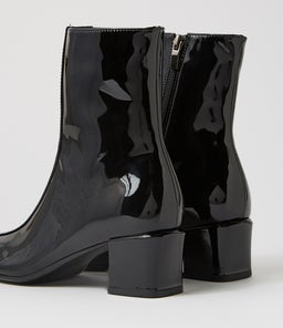 ESHAL TO BLACK PATENT LEATHER
