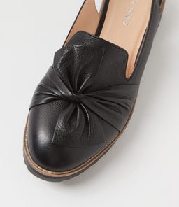 OLISSAS TO BLACK BLACK SOLE LEATHER