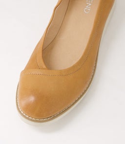 OXSSON TO TAN ALMOND SOLE TUMBLE LEATHER