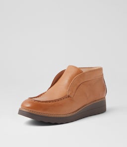 ONOTT TO DK TAN CHOC SOLE LEATHER