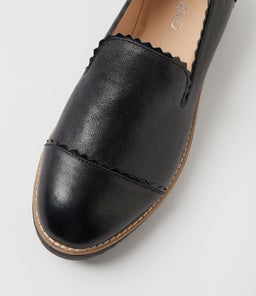OLINGO TO BLACK BLACK LEATHER PATENT