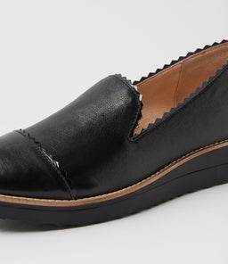 OLINGO TO BLACK BLACK LEATHER PATENT