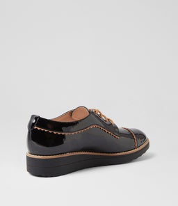 OLIVEE TO BLACK COGNAC PATENT LEATHER