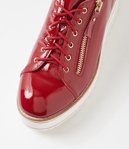 NABIE TO DK RED WHITE SOLE PATENT LEATHER