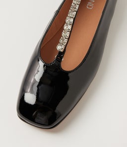 PANDER TO BLACK SILVER PATENT JEWELS