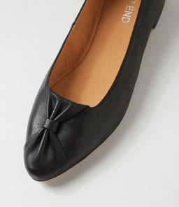 SELLA TO BLACK LEATHER