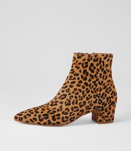 AULIMA TO LEOPARD PONY
