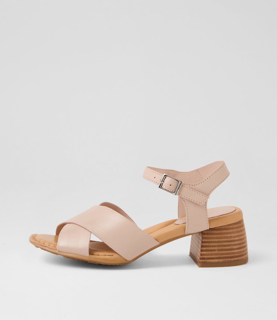 Finkley Nude Leather Sandals Finkley Nude Leather Sandals