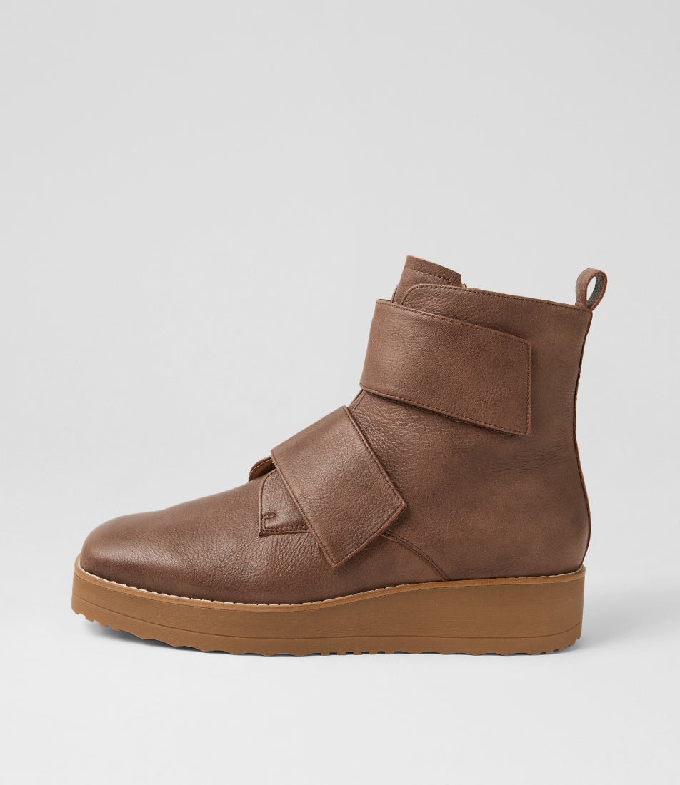 Didot Mocca Light Choc Leather Ankle Boots