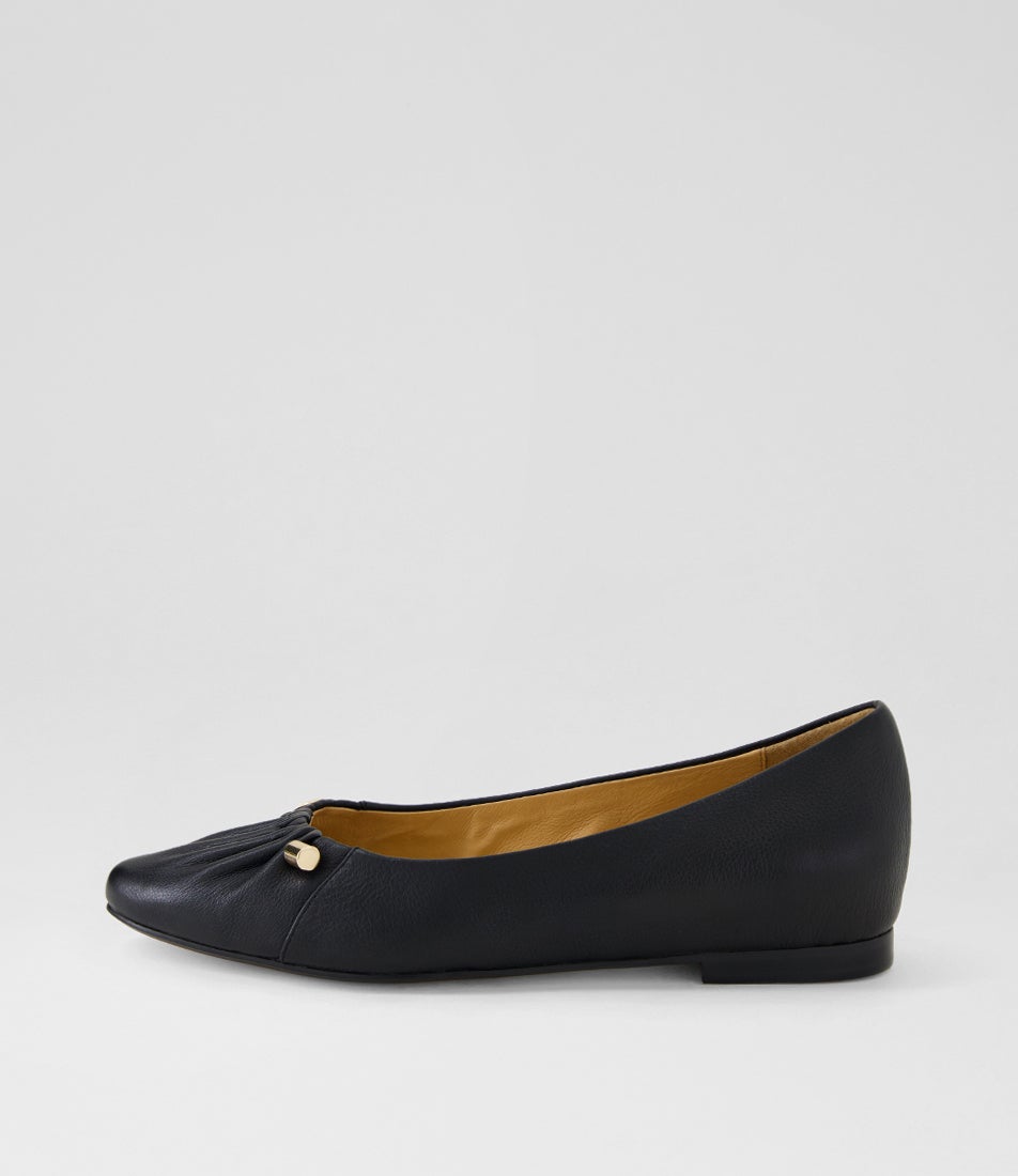 Sabbrina Black Leather Ballet Flats