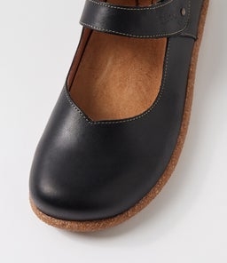 ULTIMATE TS BLACK LEATHER