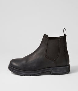 BRAZEN UN BLACK SUEDE