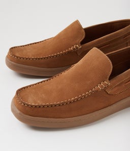 CASEY UN TAN NUBUCK