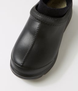 TASMAN X UU BLACK EVA