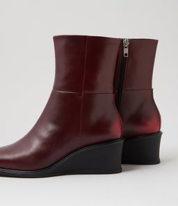 AINO WEDGE BOOT VB RED LEATHER