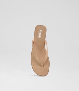 SASCHA VE TAUPE MICROSUEDE