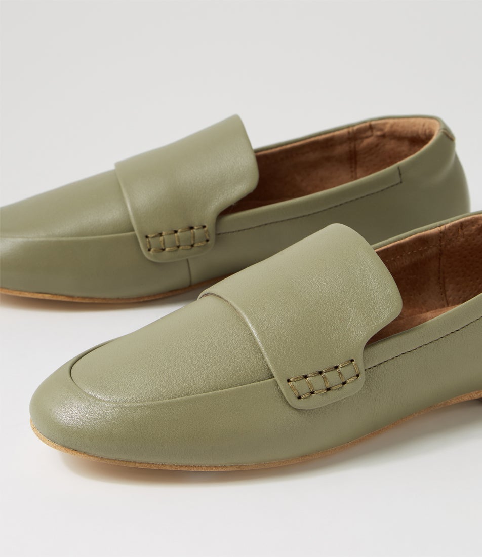 Dutch Olive Leather Loafers