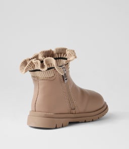 FLORA BOOT TOT WA NEUTRAL SMOOTH
