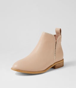 DOUGLAS STITCH LEATHER BOOT WA BLUSH LEATHER