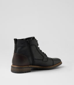 CLIFTON WR BLACK LEATHER