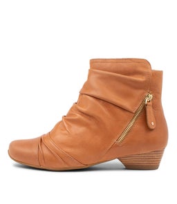 CAMRYN XW ZR TAN LEATHER