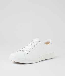 DELILAH XF ZR WHITE EMBOSSED LEATHER