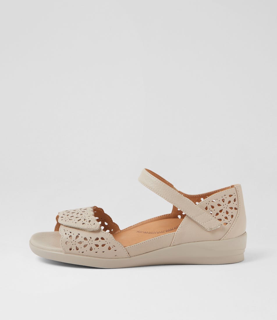 Dusty W Almond Leather Sandals